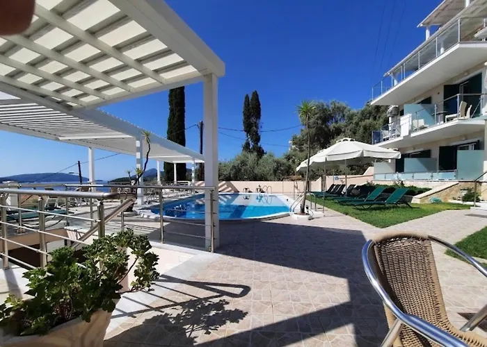 Oasis Boutique 3*