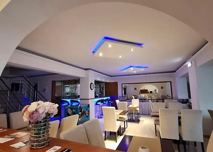 Oasis Boutique Hotel 3*